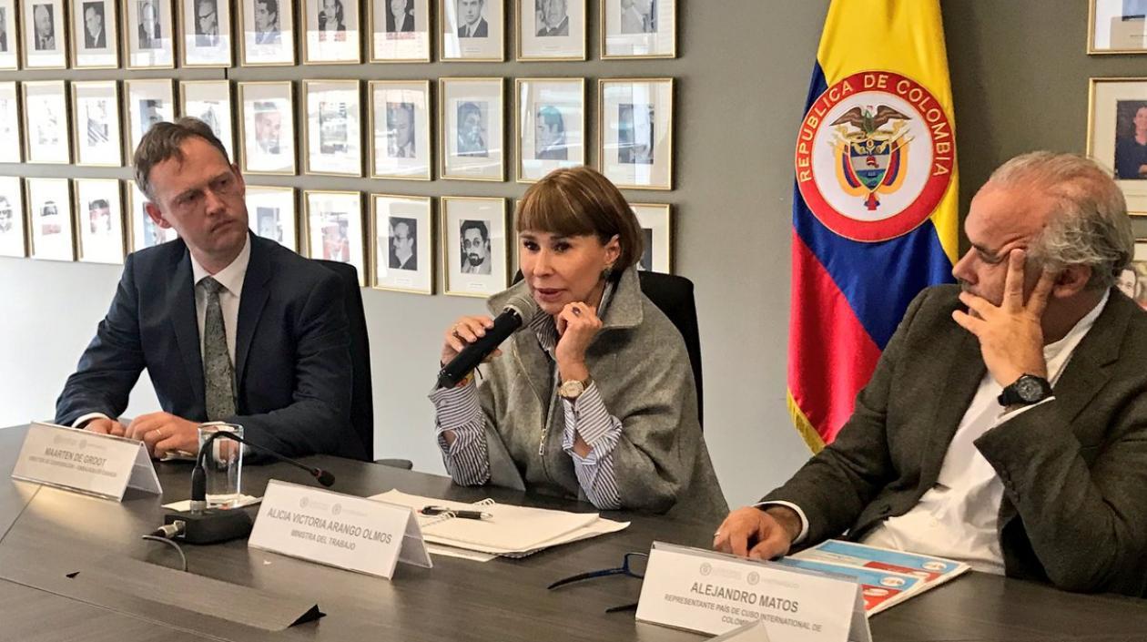 Hace unos días el Gobierno firmó un acuerdo con una organización sin ánimo de lucro canadiense que está trabajando en el proyecto “Empleos para construir futuro”.