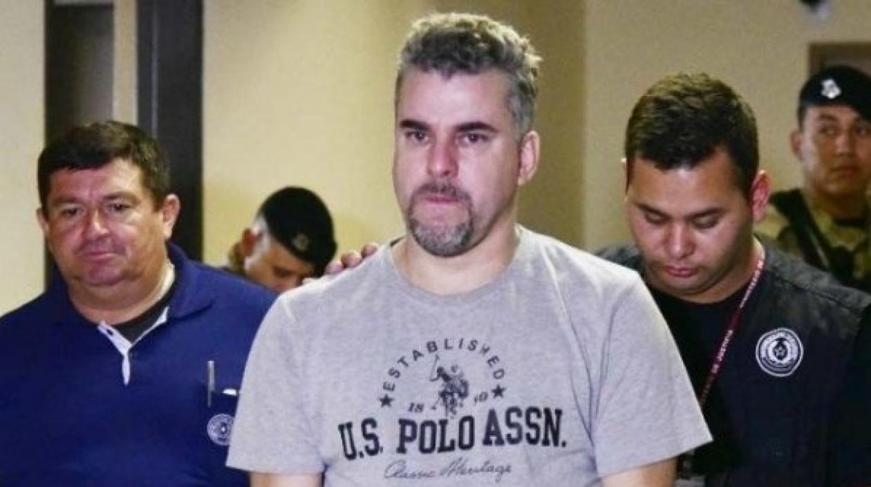 Vermelho Marcelo Pinheiro, alias 'Piloto'.