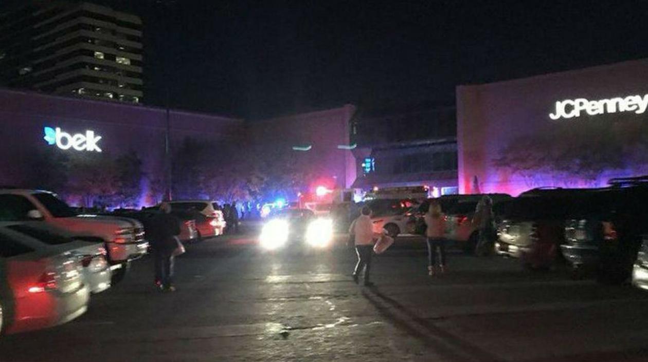 Centro comercial donde ocurrieron los hechos en Alabama.