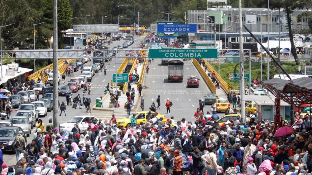 Frontera entre Colombia y Ecuador llena de venezolanos.