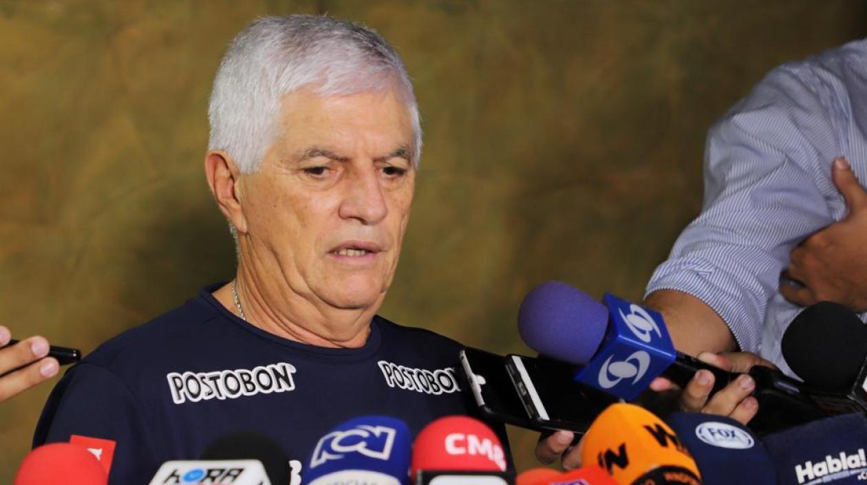 El técnico Julio Comesaña