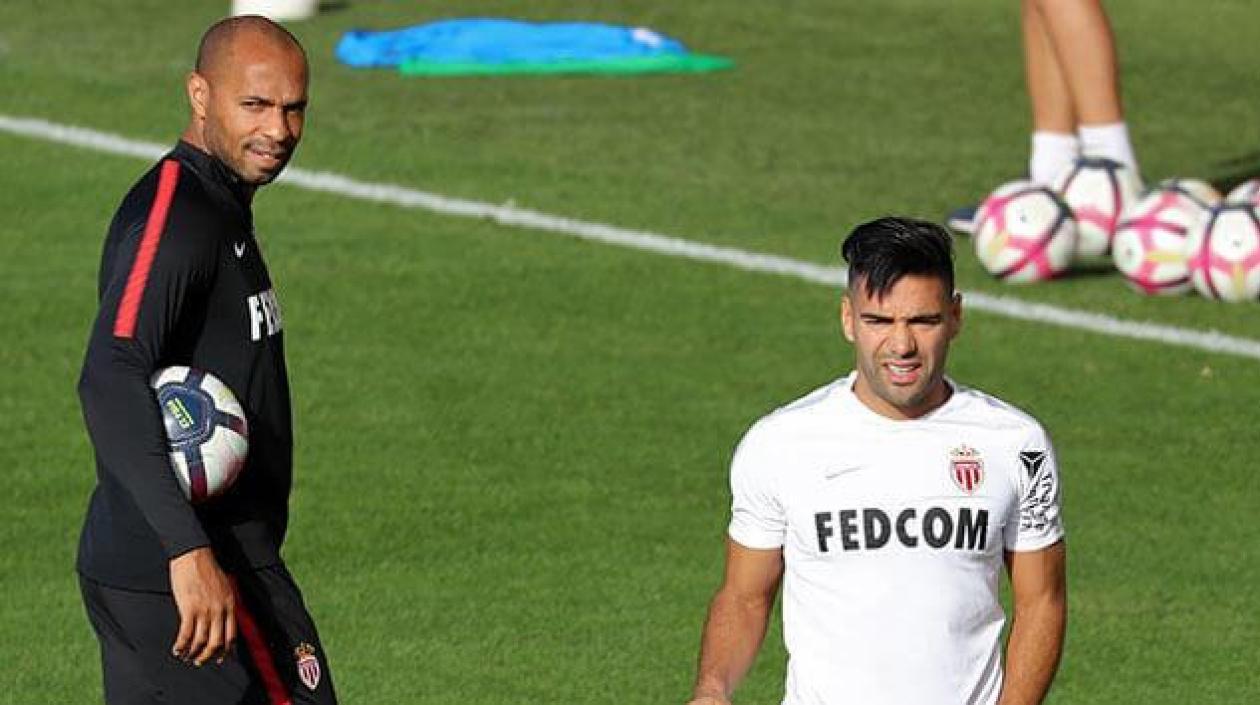 Tierry Henry y Falcao García. 