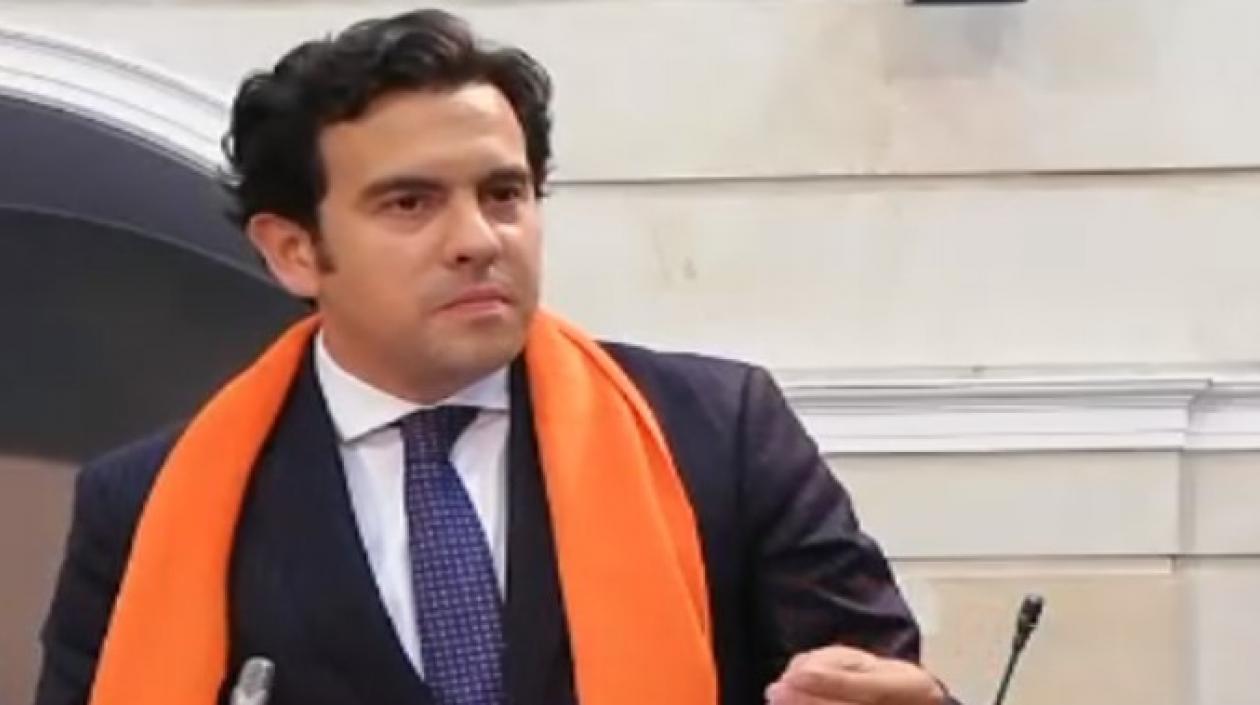 El senador Rodrigo Lara.