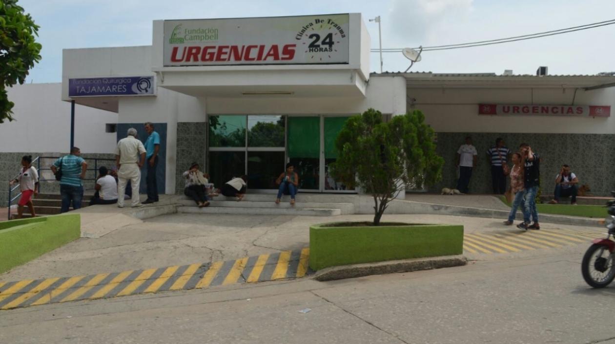 Hasta la Clínica Campbell fue llevado el joven herido cuando jugaba un partido de fútbol.