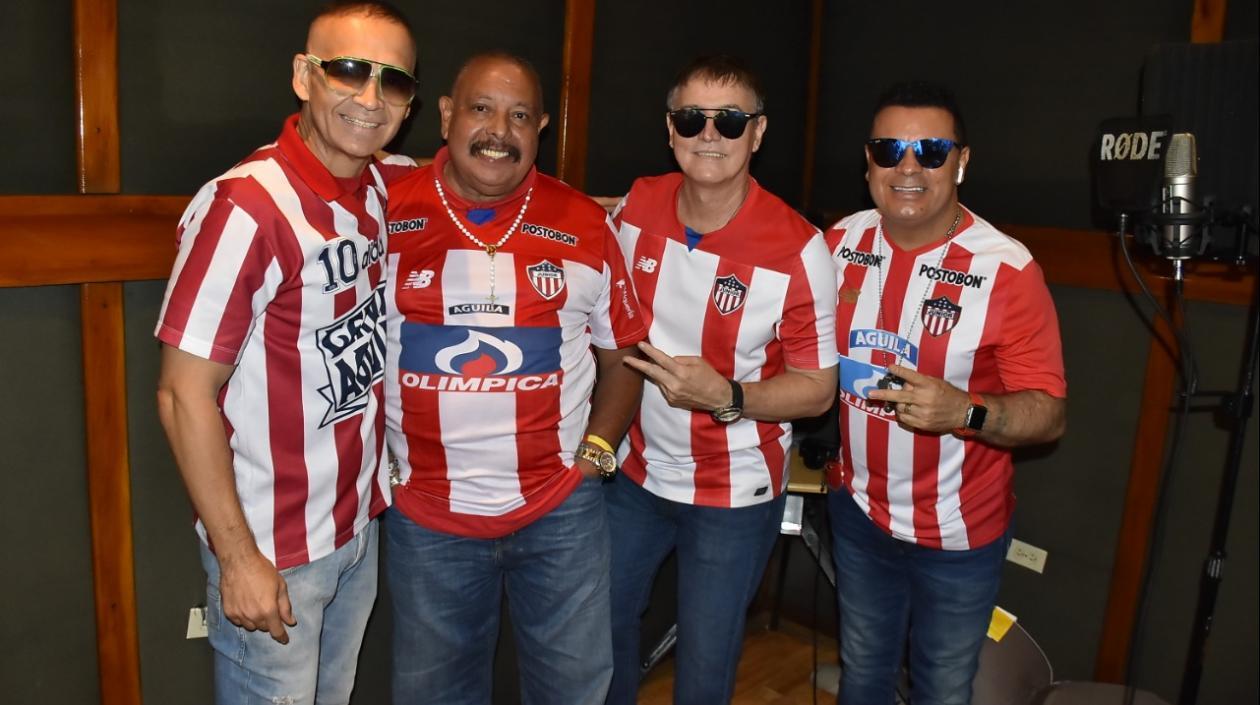 Los cantantes Álvaro Ricardo, Juan Piña, Charlie Gómez y Edwin ‘El fantasma’ Gómez.