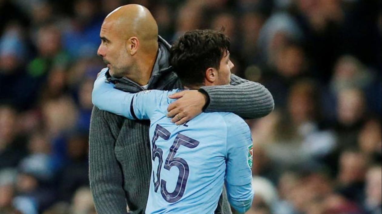 Pep Guardiola y Brahim Díaz. 