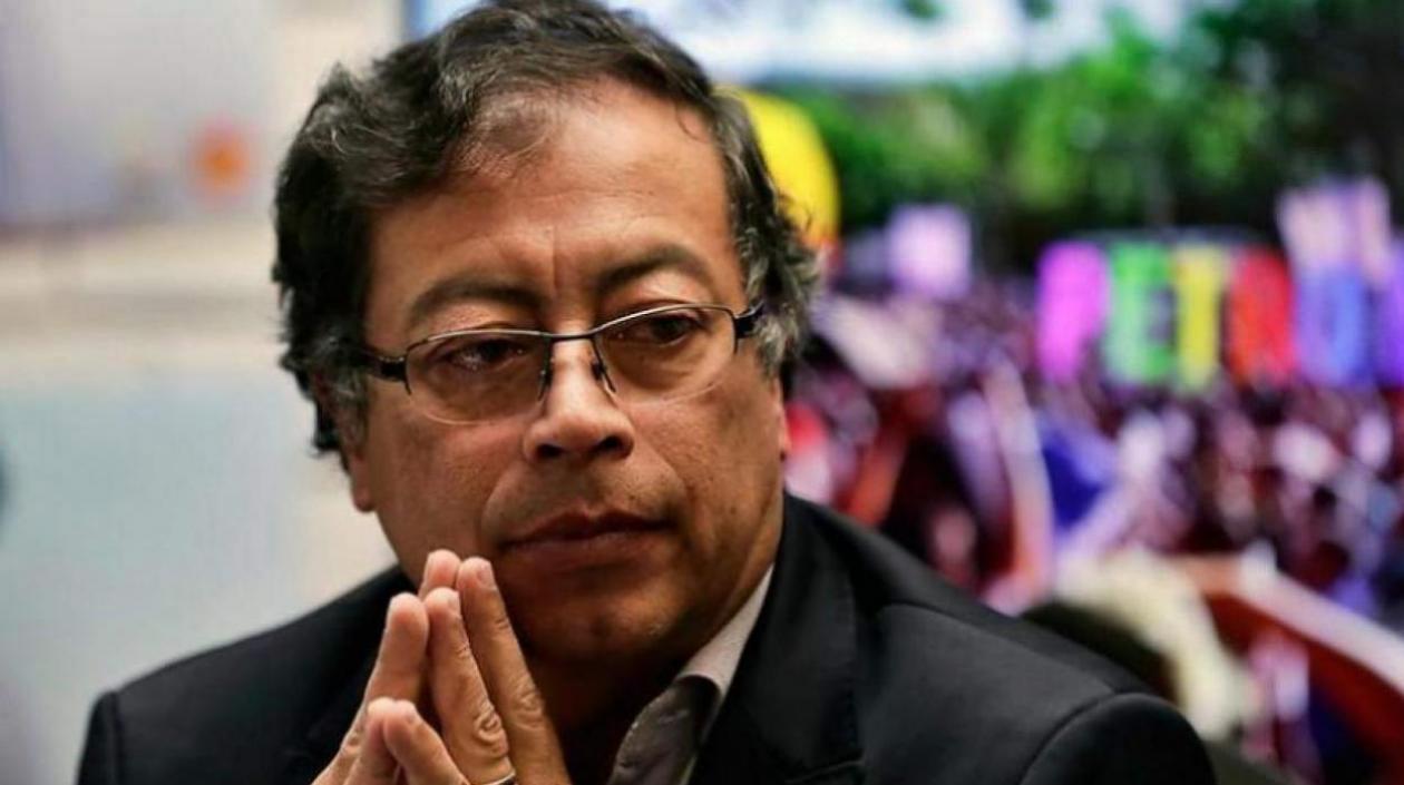 El senador Gustavo Petro.
