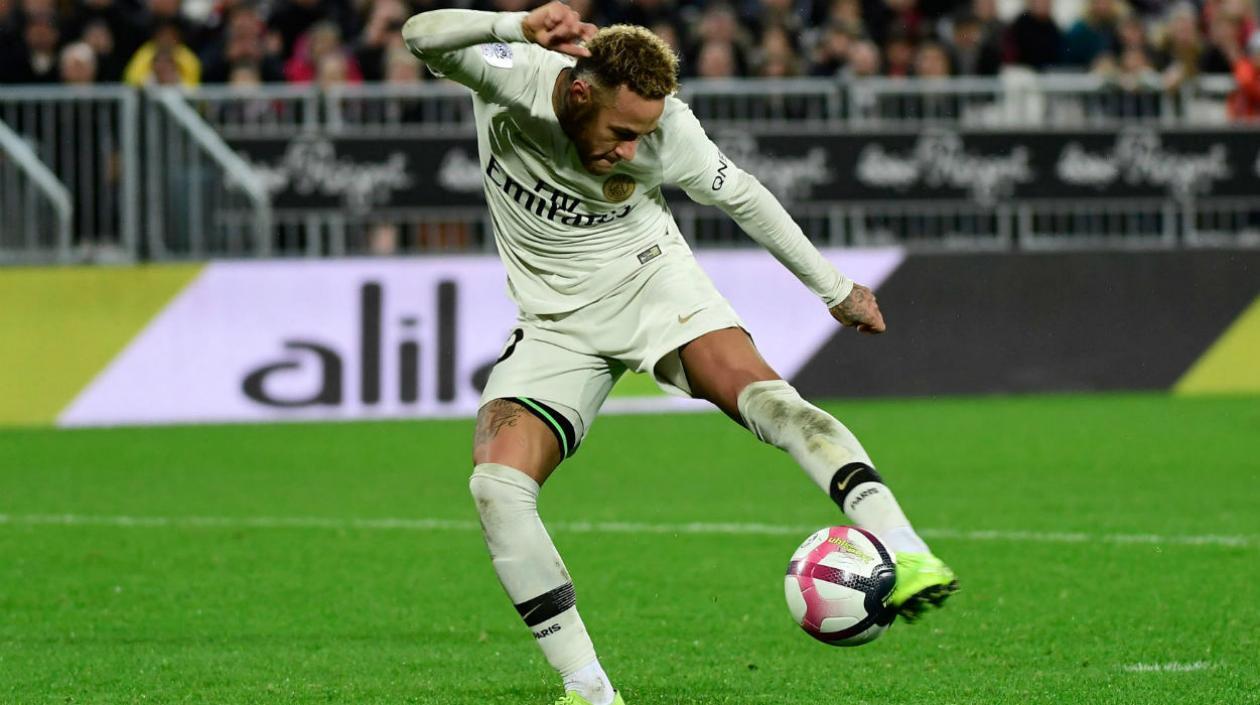 Neymar, delantero brasileño. 