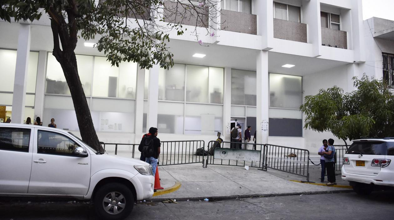 Los capturados fueron conducidos a la URI de la Fiscalía. 