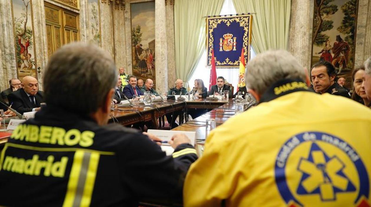 Última reunión de coordinación en la que se fija el operativo policial y de seguridad, formado por unos 1.400 antidisturbios, entre otros efectivos, para la final de la Copa Libertadores de fútbol entre el Boca Juniors y el River Plate.