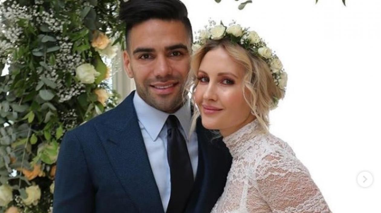 Radamel Falcao y su esposa Lorelei Tarón.