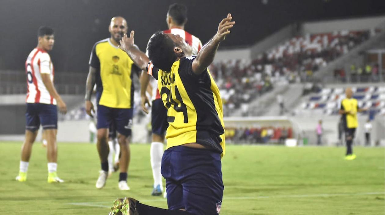 Martín Arzuaga, figura del partido en su despedida.