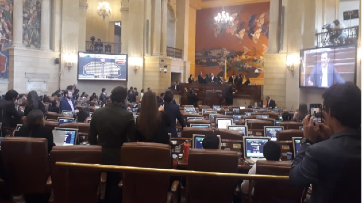 Proyecto de ley de financiamiento pasó a sanción presidencial.