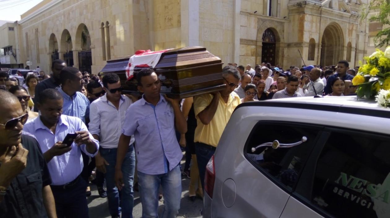 Sepelio del periodista asesinado en Riohacha.