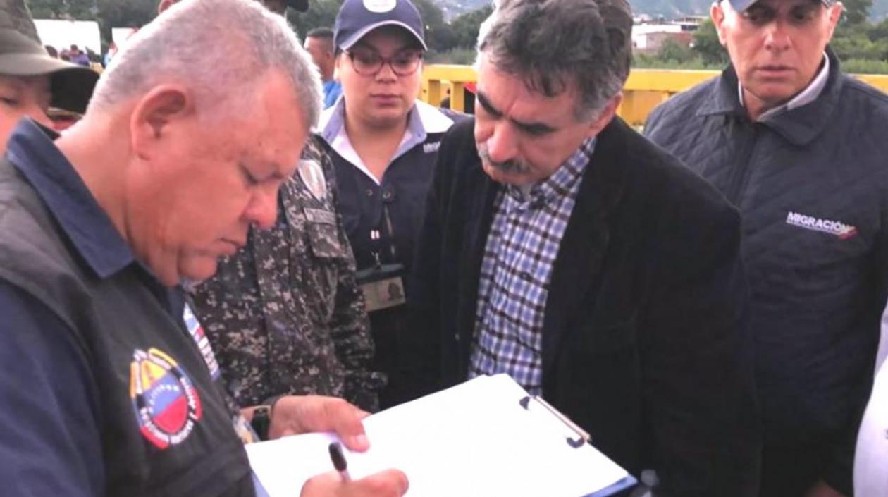 Carlos Pino García.