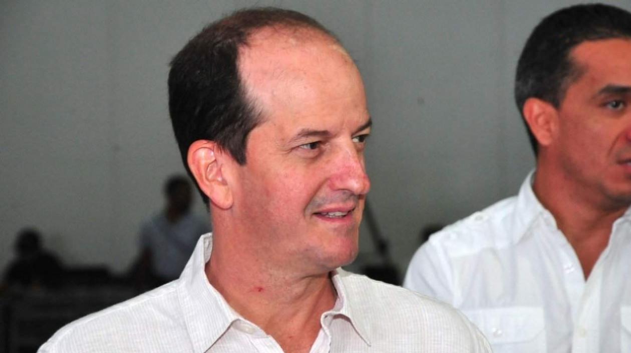 Fernando Isaza Gutiérrez, Secretario de Tránsito y Seguridad Vial.  