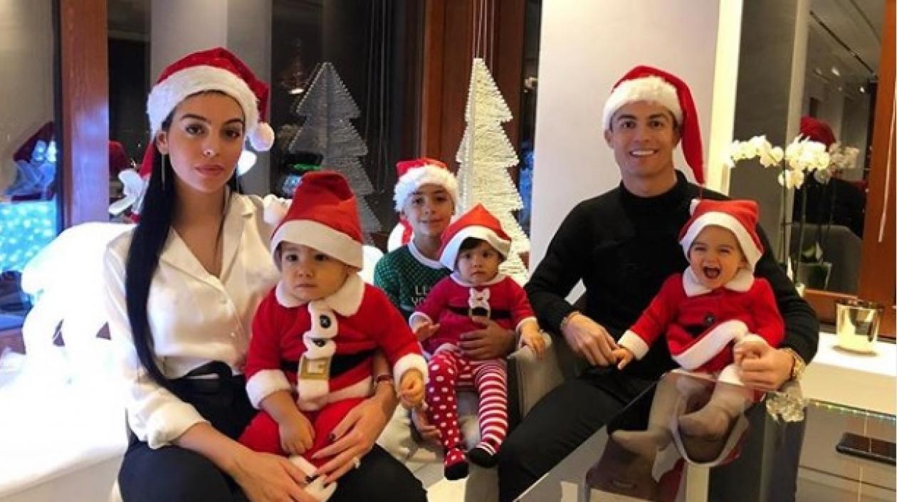 El futbolista Cristiano Ronaldo en familia.