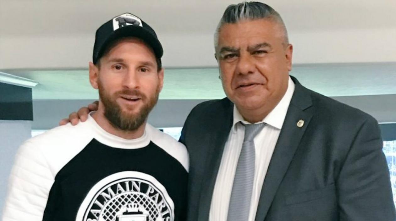 Lionel Messi y Claudio Tapia. 