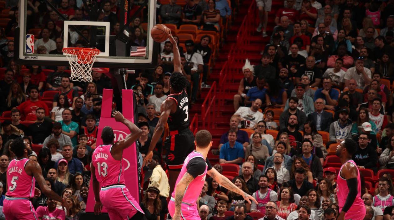 Acción del juego entre Toronto y Miami. 