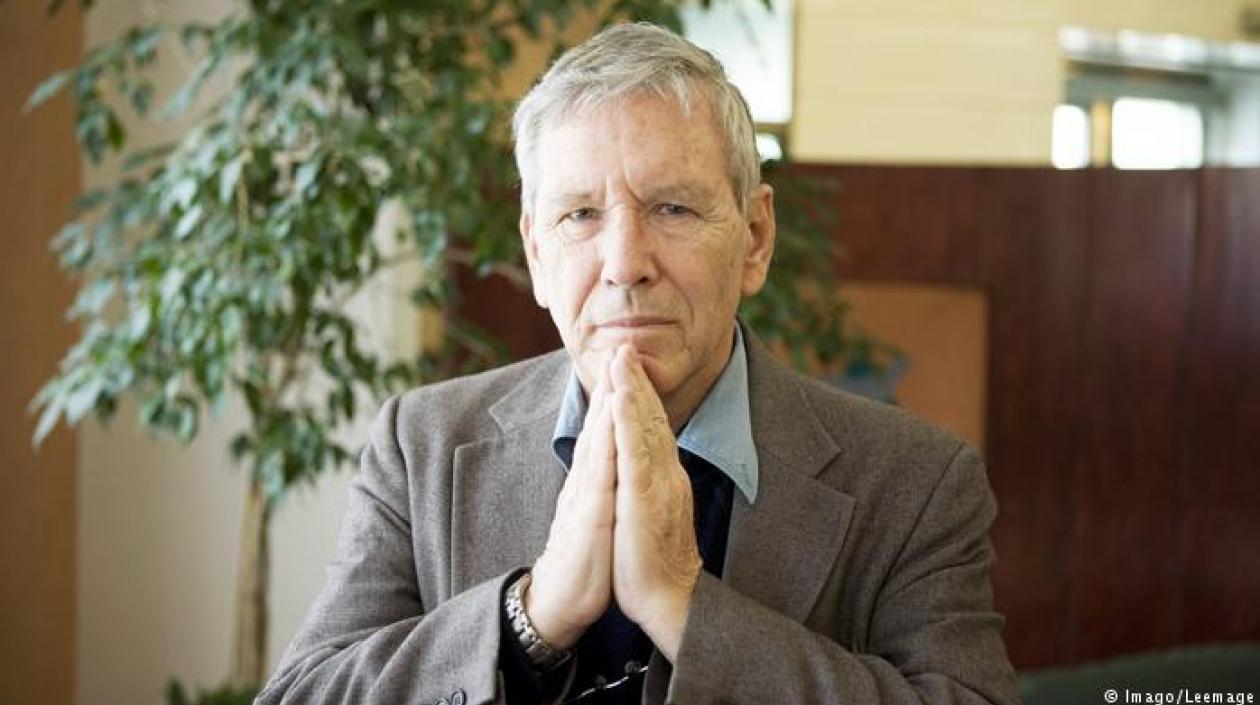 El escritor israelí Amos Oz.