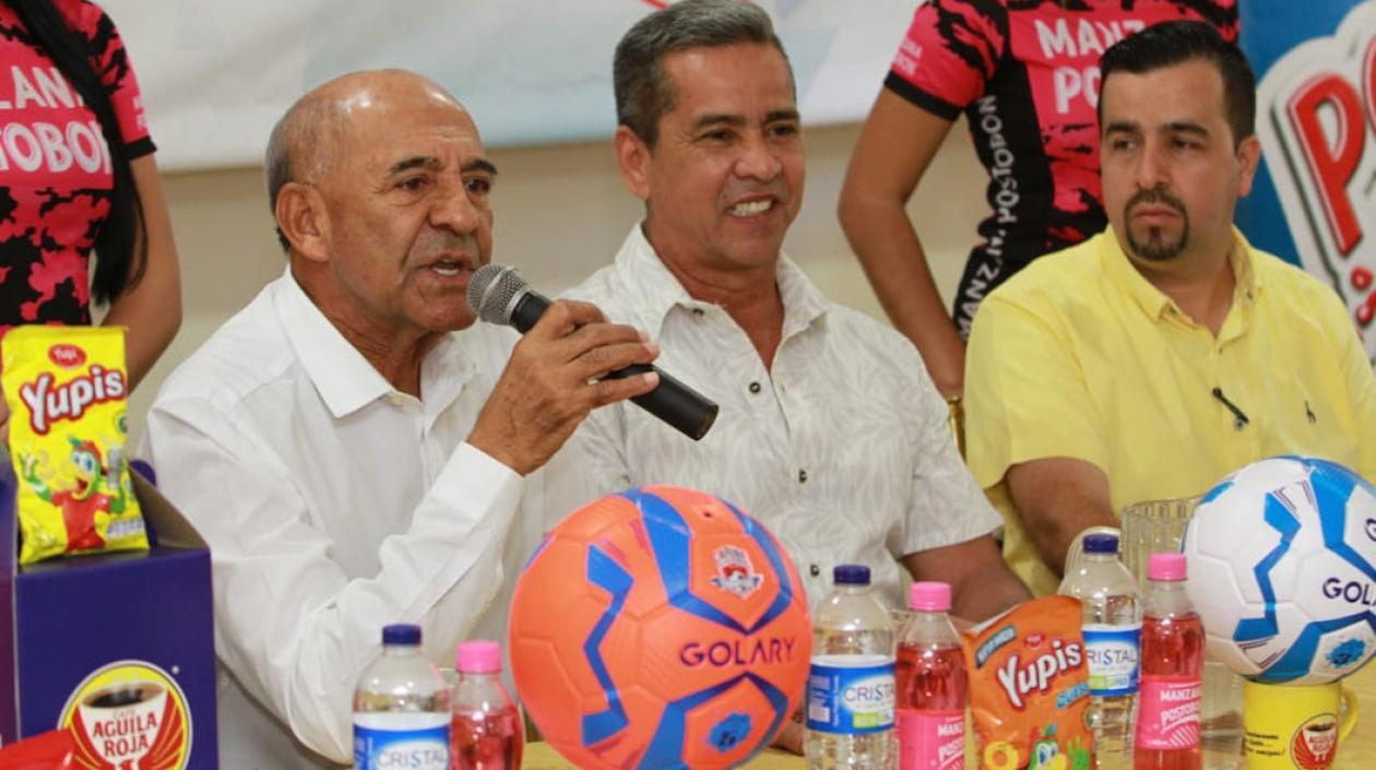 Jesús 'Toto' Rubio y el director del evento Carlos Bolívar, durante la presentación.