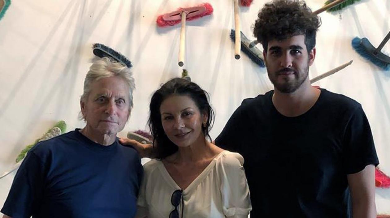 Michael Douglas, Catherine Zeta-Jones  en la Galería Taller Gorría en La Habana.