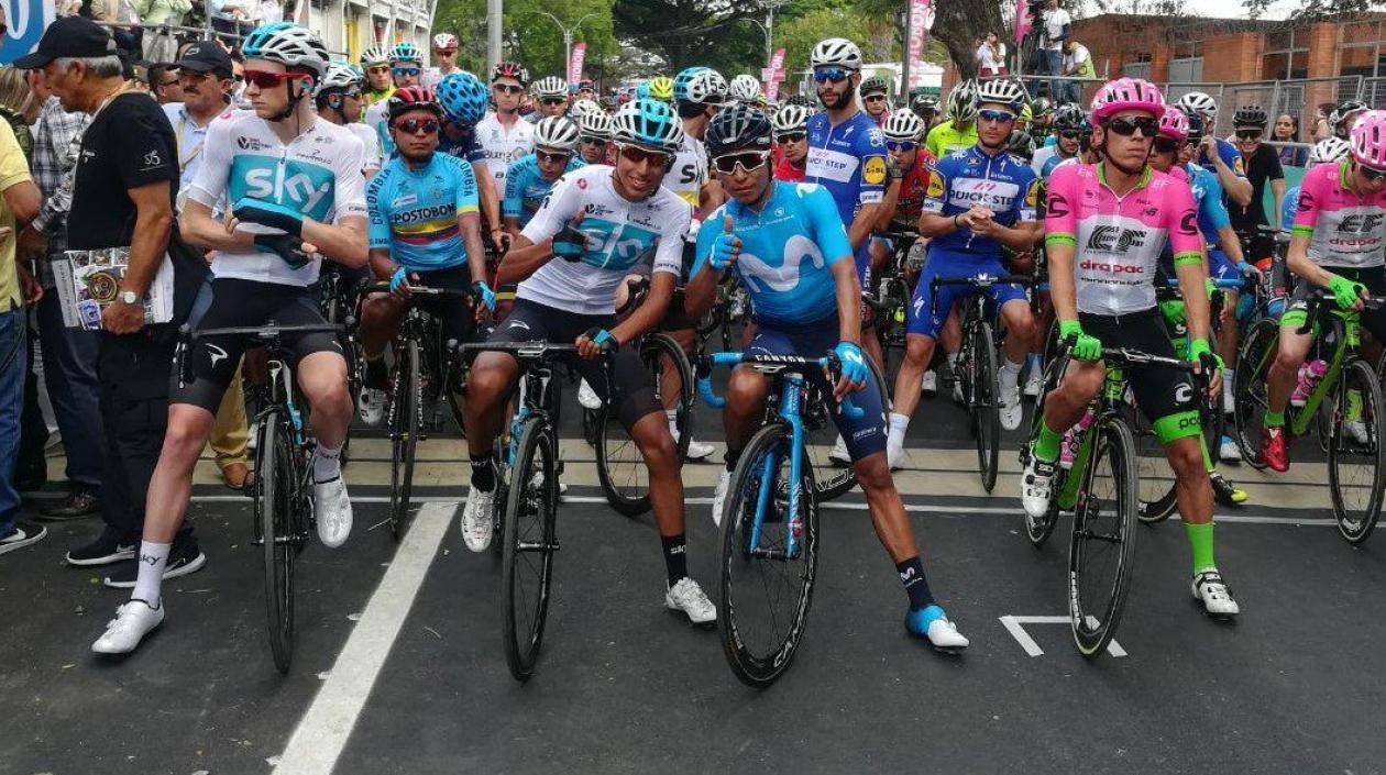 Nairo junto a Sergio Luis Henao antes de empezar la primera etapa.
