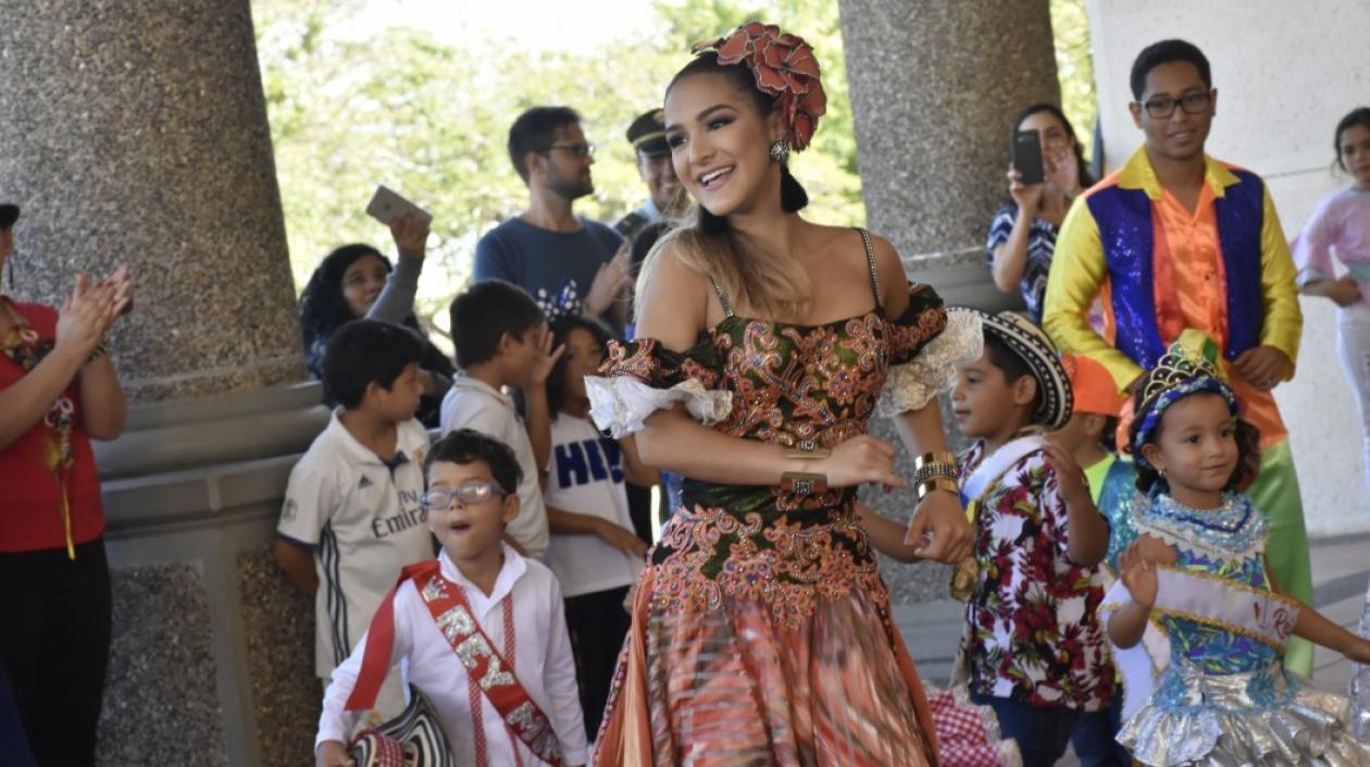 La Reina del Carnaval Valeria Abuchaibe.