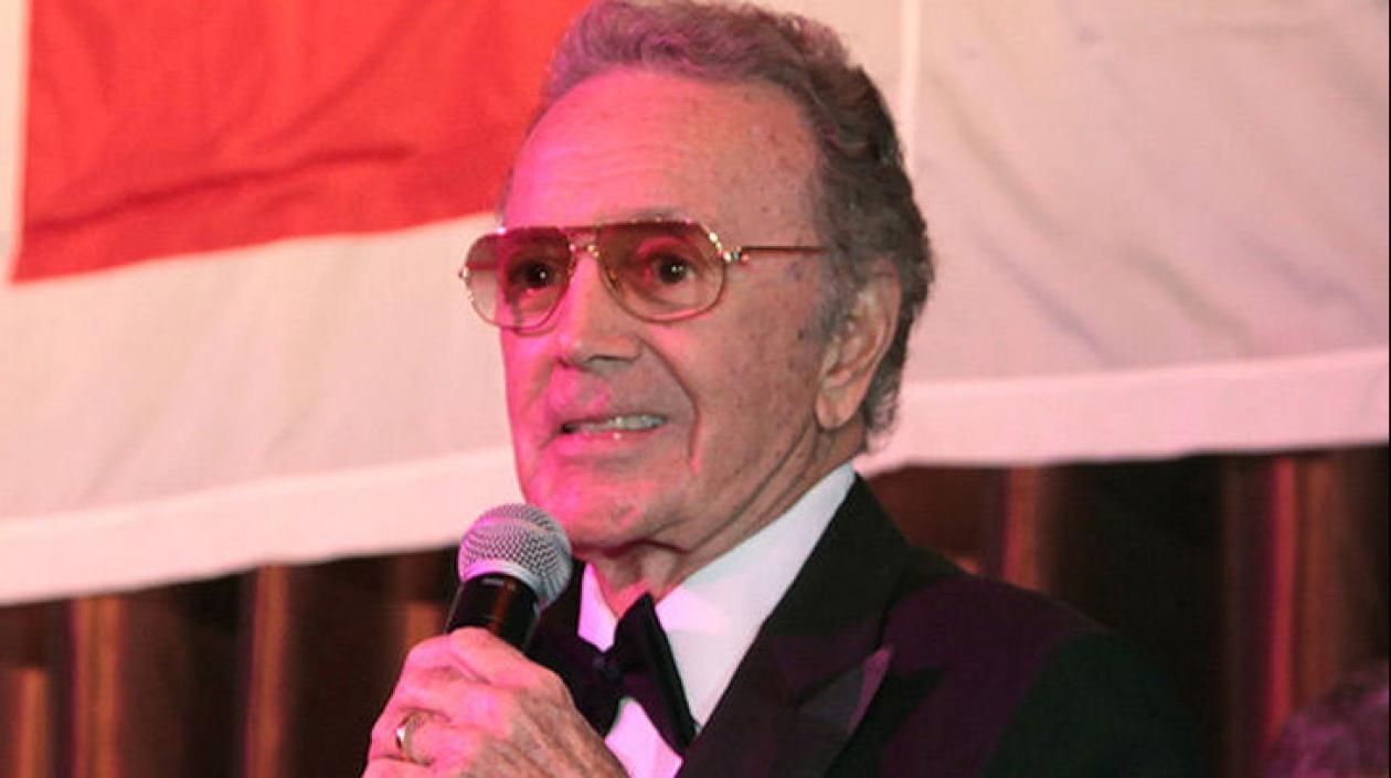 Vic Damone, cantante fallecido.