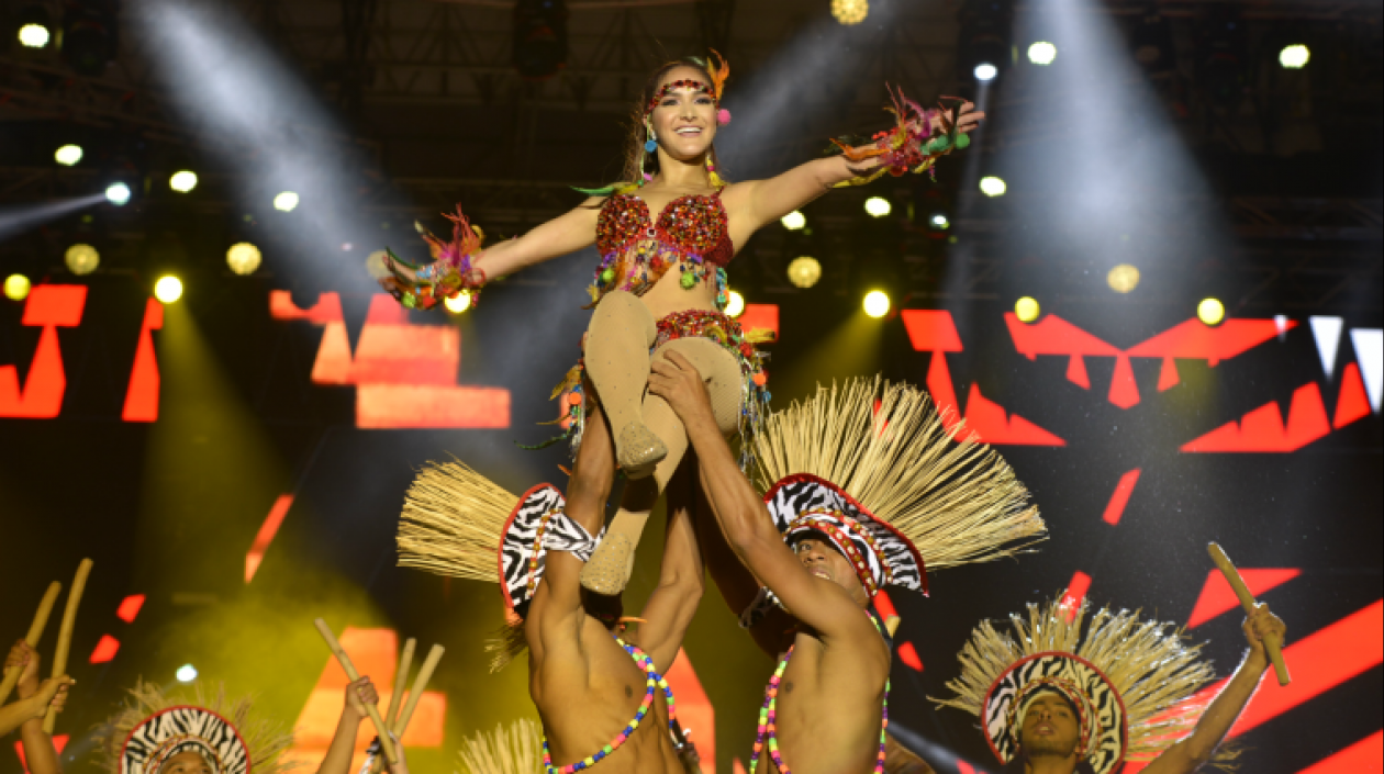 La reina del Carnaval, Valeria Abuchaibe.