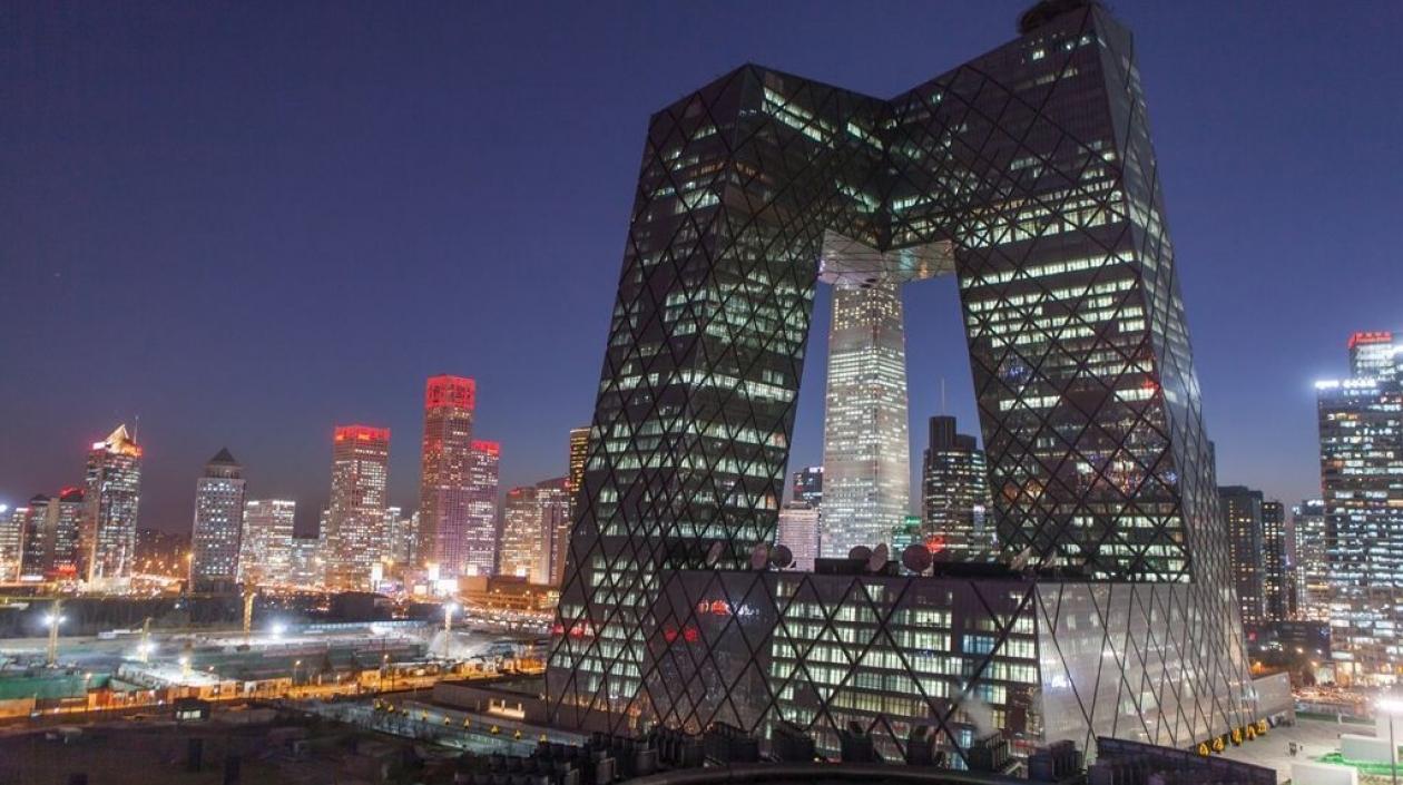 Edificio de la televisión estatal china CCTV.