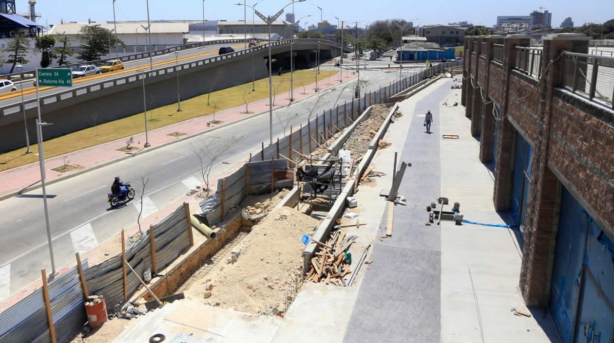 El entorno del estadio de béisbol Édgar Rentería.