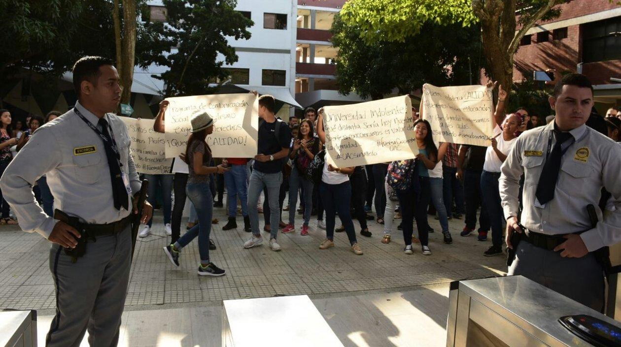 Este es el panorama hoy en la Universidad Autónoma del Caribe.