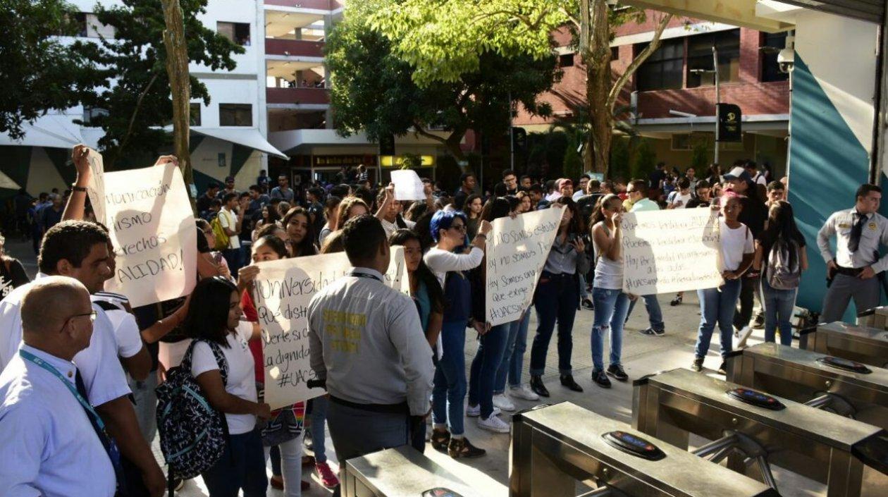 Cuatro facultades se han declarado en paro indefinido.