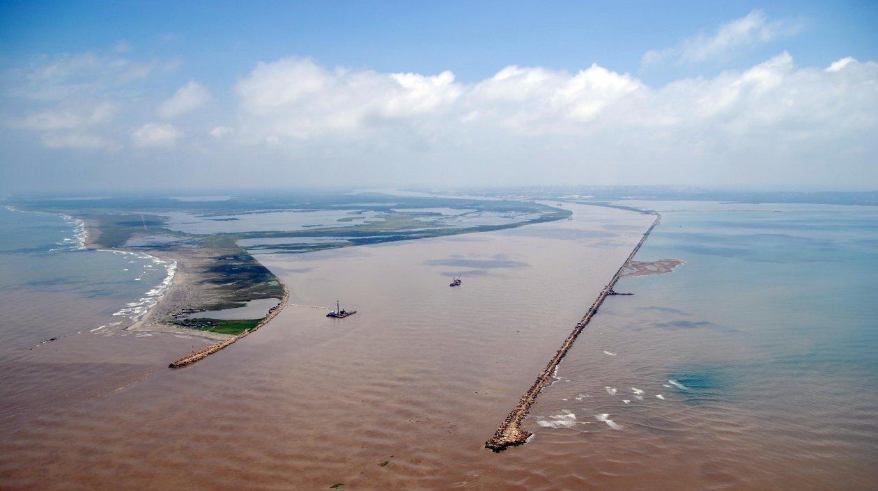 Canal de acceso al Puerto de Barranquilla.