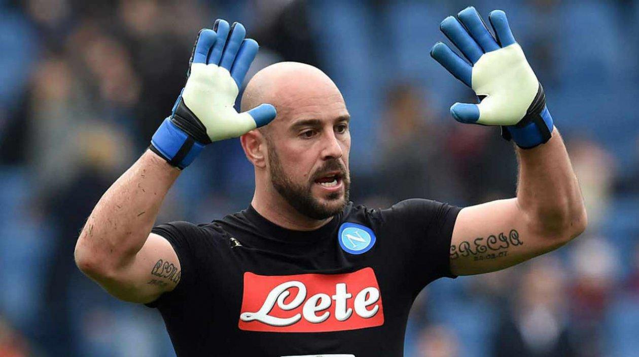 Pepe Reina, arquero español. 