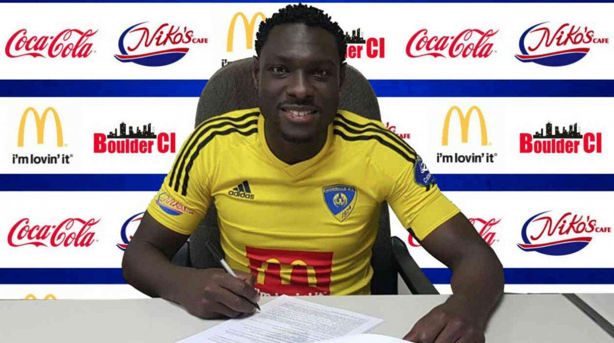 Elkin Mosquera fue el jugador sobre el que ofendieron. 