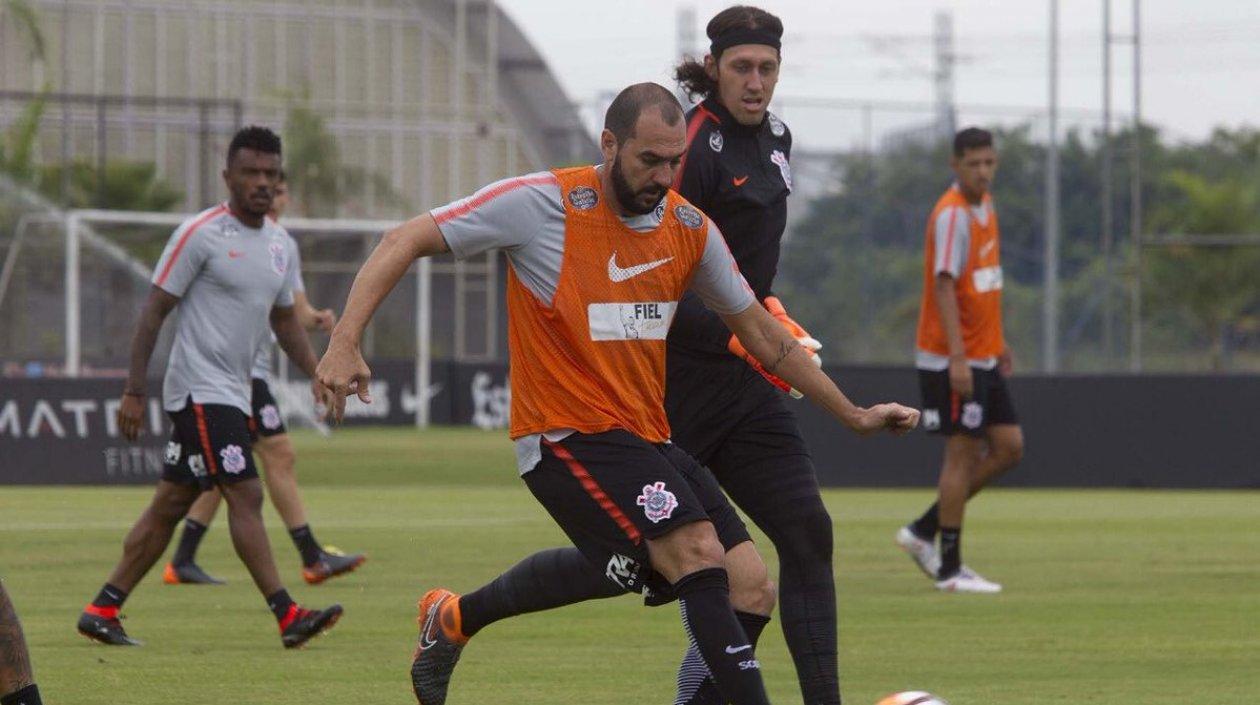 Jugadores de Corinthians durante un entrenamiento. 
