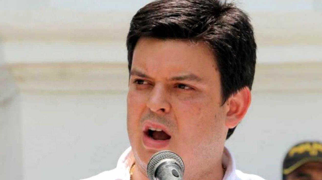 Exgobernador Alejandro Lyons