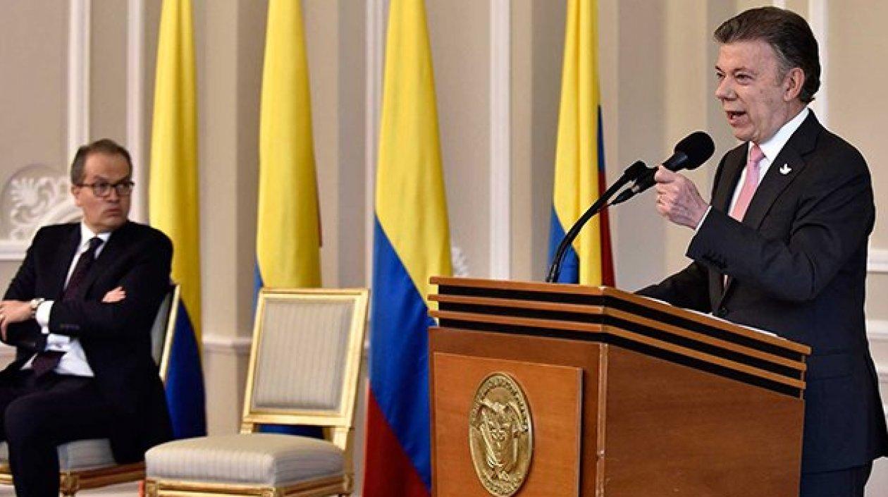 Juan Manuel Santos, presidente.