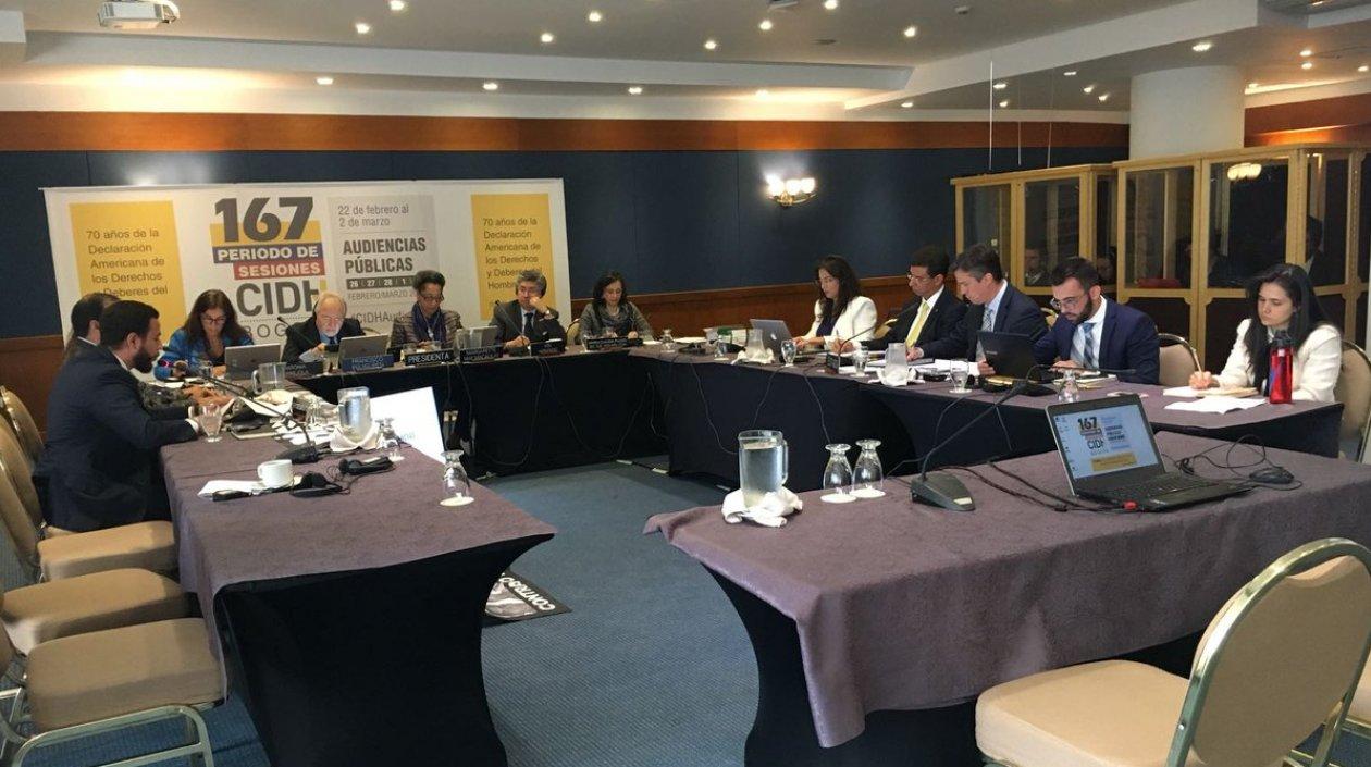 Sesión de CIDH en Bogotá.