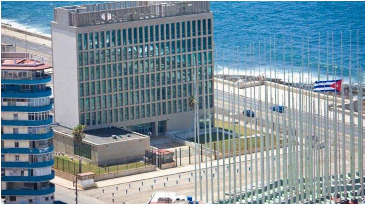 Estados Unidos evalúa la situación de su embajada en Cuba.