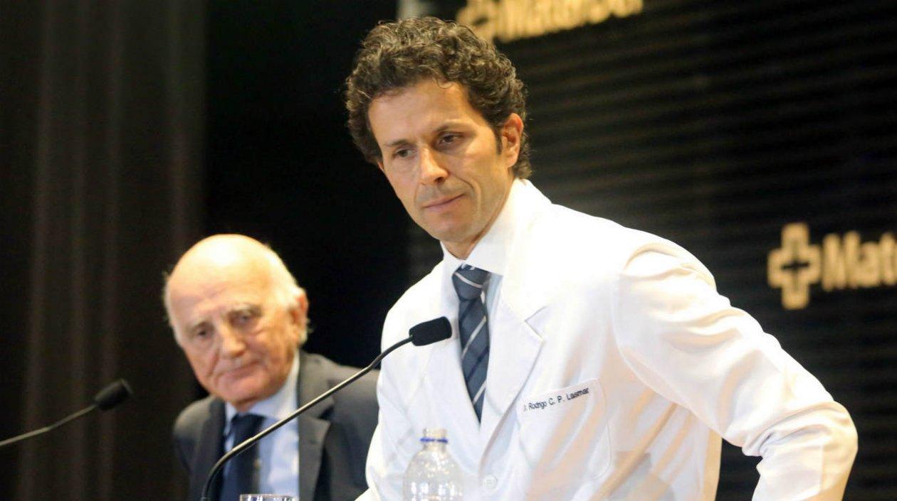 El doctor Rodrigo Lasmar acompañado de su par francés Gerard Sallian.
