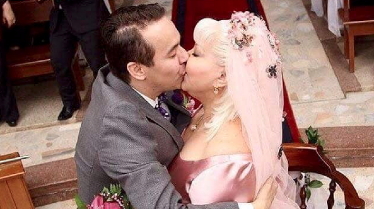 Los humoristas Nelson Polanía y Fabiola Posada.