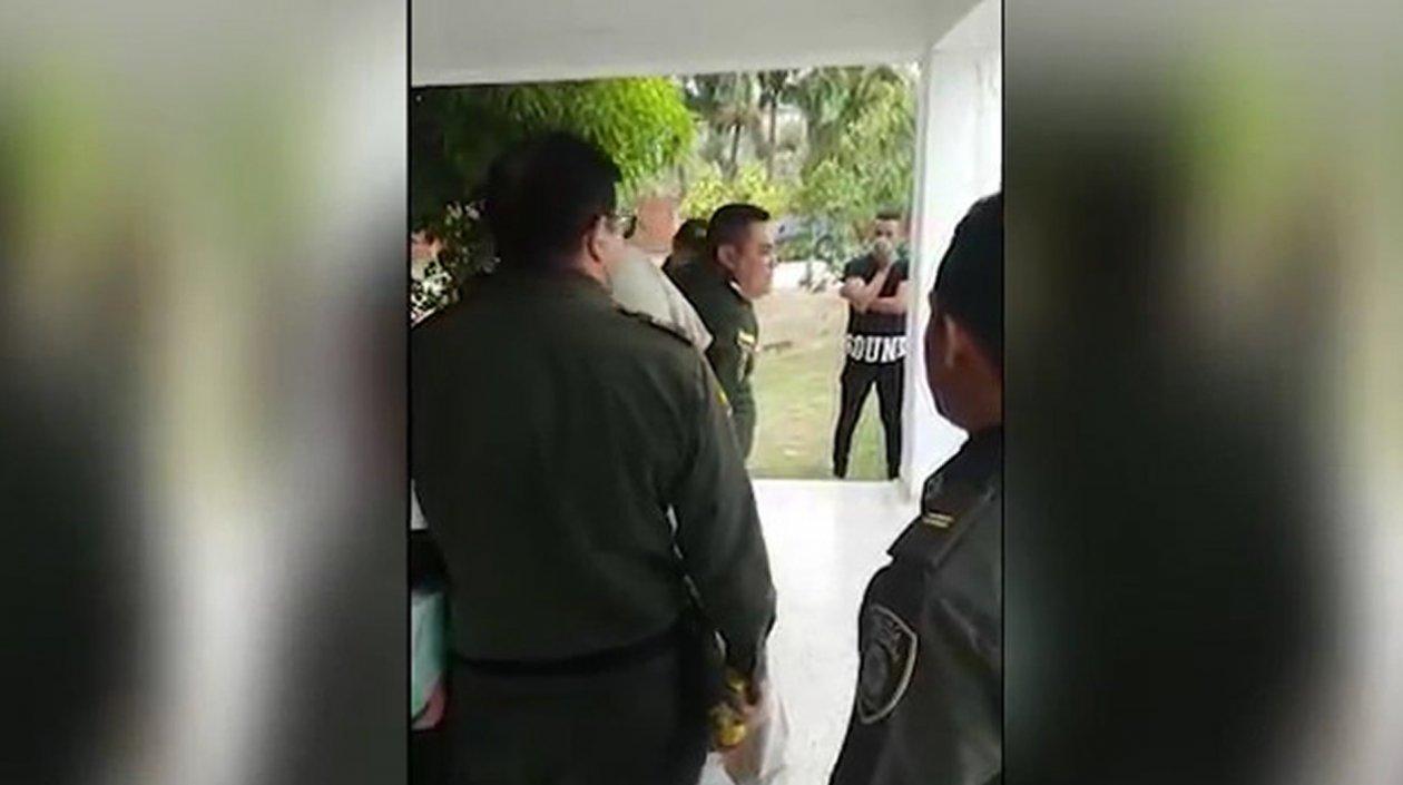 El patrullero Dixon González el día del incidente.