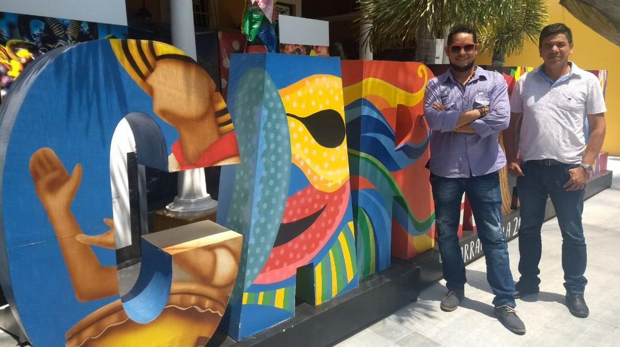 Los artesanos galaperos, Hernando Arteta y Rubiel Badillo.