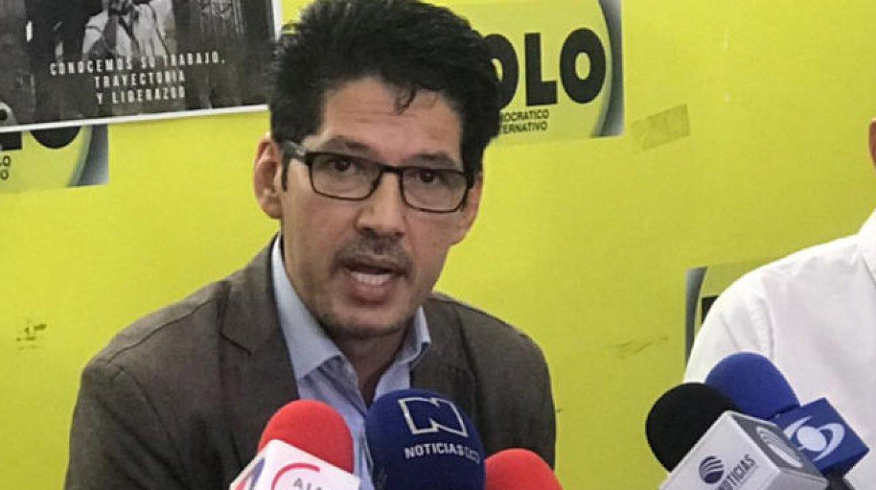 Senador Jesús Alberto Castilla, del Polo Democrático Alternativo (PDA)