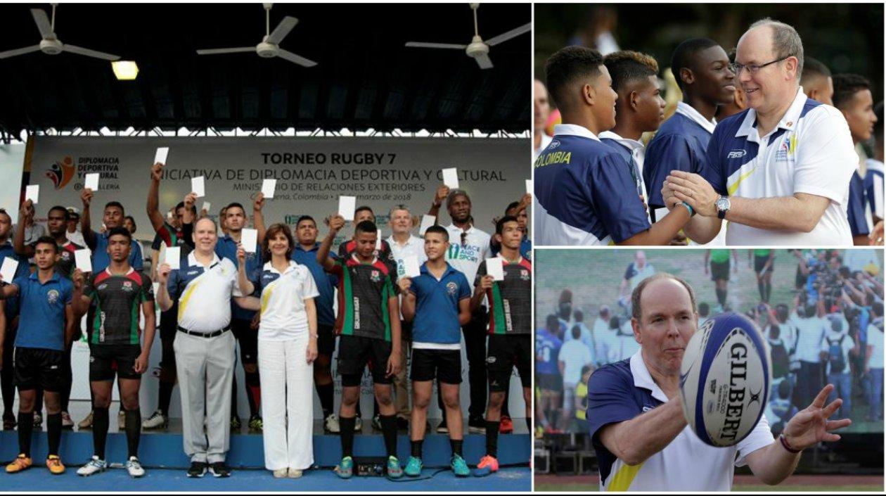 El Príncipe compartió con los jugadores de ambos planteles. 