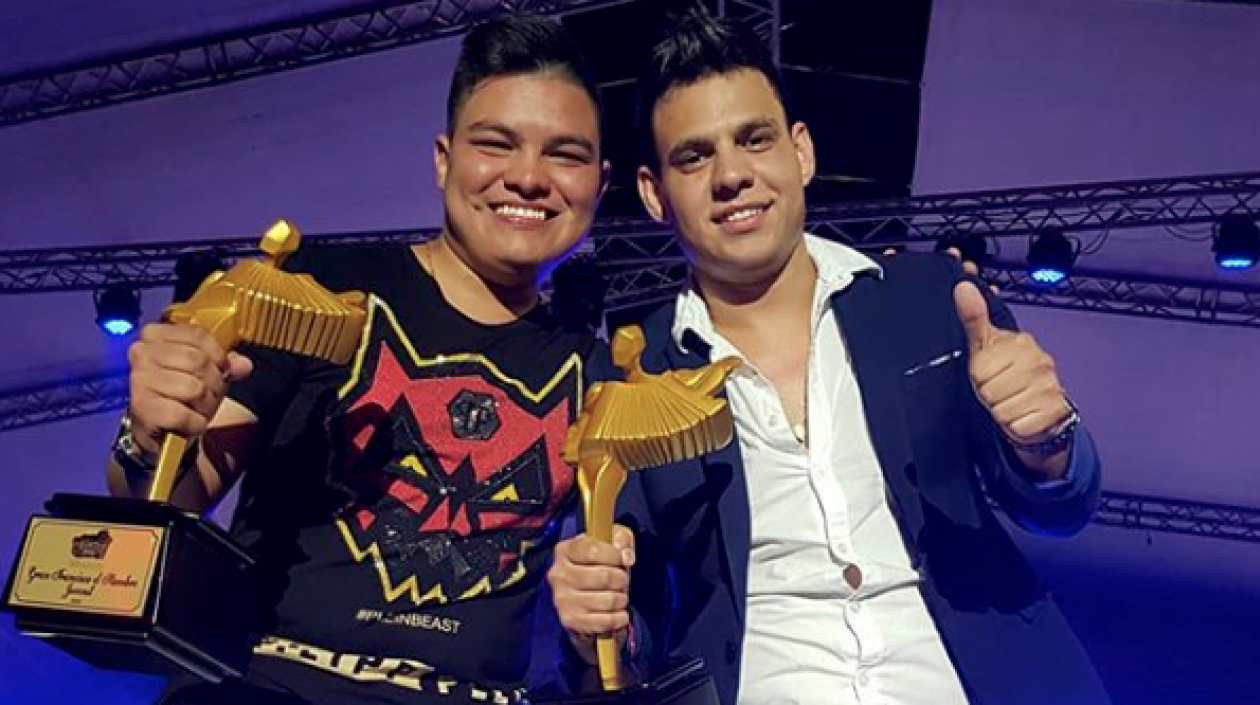 Los intérpretes Óscar Gamarra y Jesú Romero en el evento.