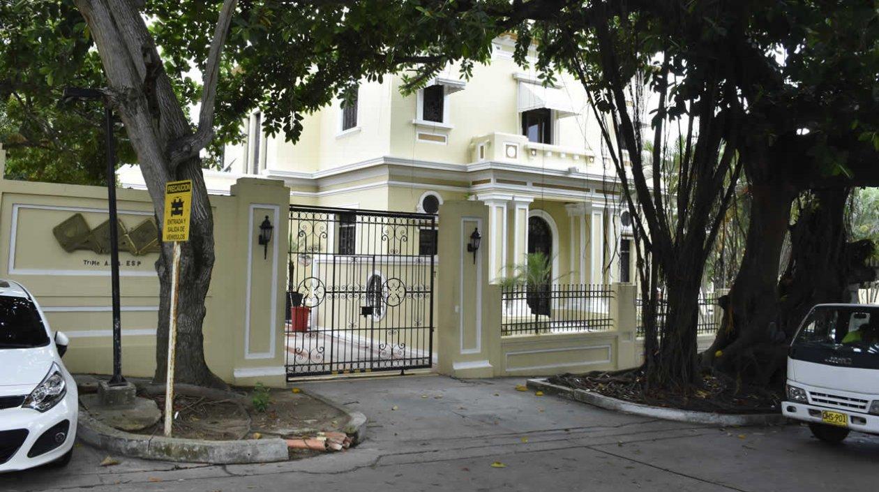 Oficinas administrativas Triple A 